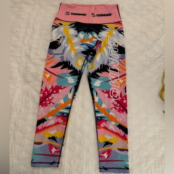 Summo Leggings Size M colorful, abstract design. Size M. NWOT - Picture 1 of 10